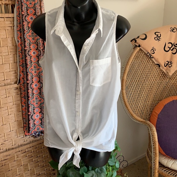 Light weight blouse - Picture 3 of 4